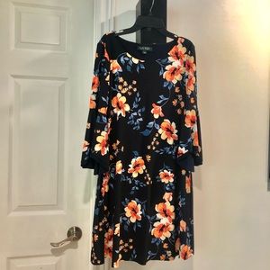 Beautiful dress. Great condition.Like new